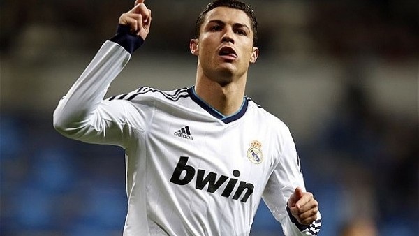Ronaldo, Devler Ligi'nde Schalke'yi boş geçmedi