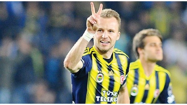 Fenerbahçe'nin stoperleri son 2 sezonda 11 gol attı