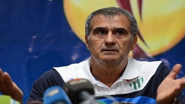 Şenol Güneş: 'Galatasaray'ın 9 kişi kalması gerekiyordu'