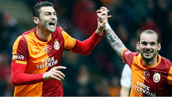 Burak Yılmaz ile Sneijder 11. kez birlikte gol attı