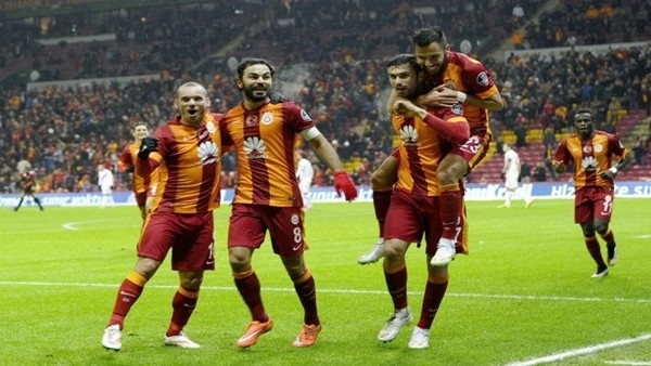 Galatasaray'da galibiyetin şifresi: Sneijder