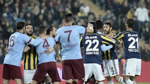 Fenerbahçe ve Trabzonspor'a kötü haber