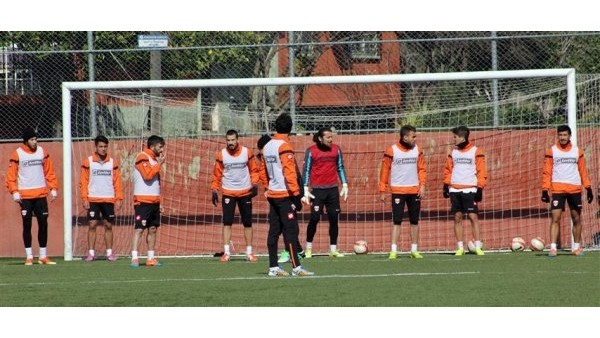 Adanaspor, Samsunspor'a bileniyor