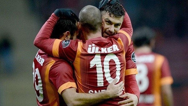 Galatasaray, Balıkesirspor'u 3 -1 yendi