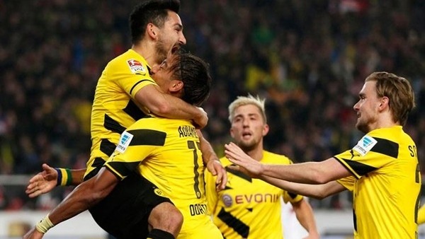 Borussia Dortmund, Stuttgart'ı 3-2 yendi