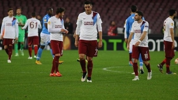 Trabzonspor, Napoli'ye 1-0 mağlup olarak UEFA'ya veda etti