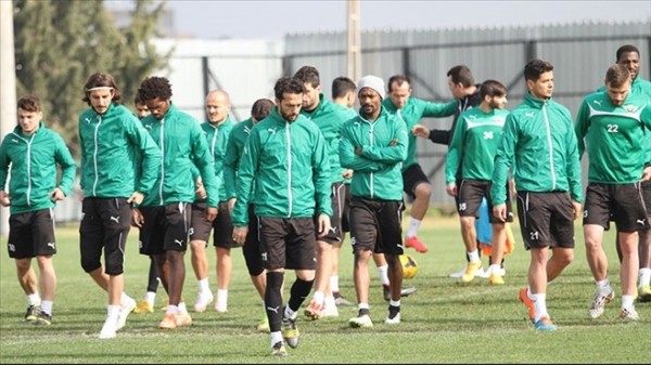 Akhisar Belediyespor, 13 haftadır kayıplarda