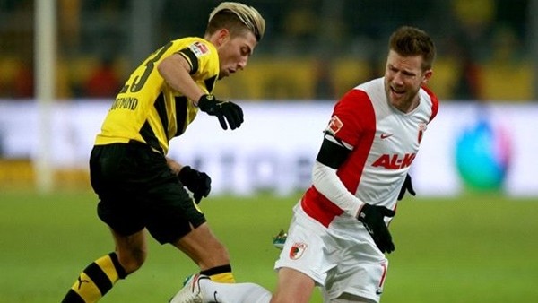Borussia Dortmund, Augsburg'a da yenildi