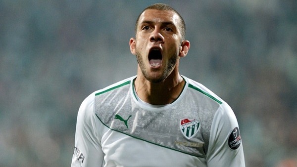 Bursaspor'da Fernandao fırtınası devam ediyor