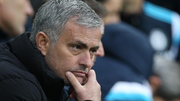 Mourinho, Chelsea ile yeni sözleşme imzalayacak mı?