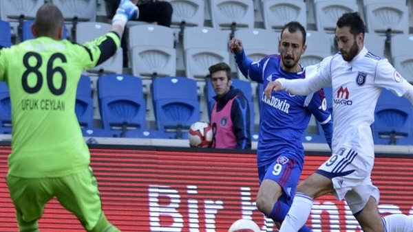 İstanbul Başakşehir evinde mağlup oldu