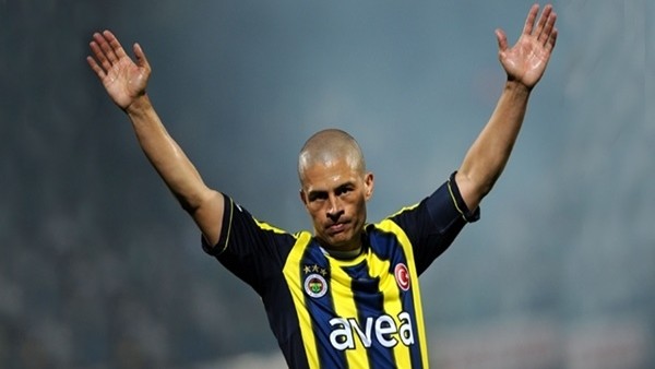 Alex'ten Fenerbahçe'ye destek!