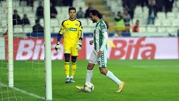 Shota'dan kendi futbolcusuna fair play dersi