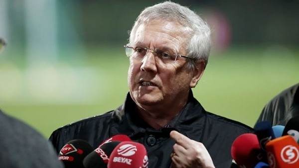 Aziz Yıldırım'dan küfür uyarısı!