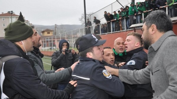 Kocaelispor'un maçında büyük olaylar