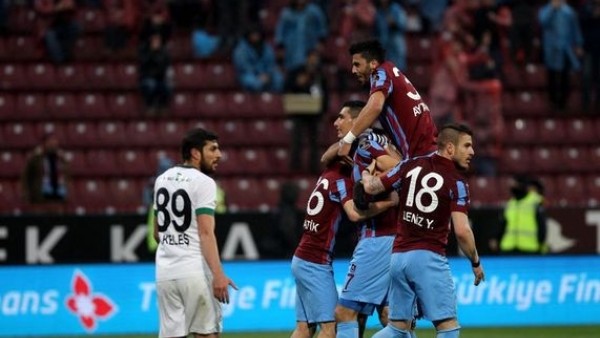 Şampiyonluğun kaderini Trabzonspor belirleyecek