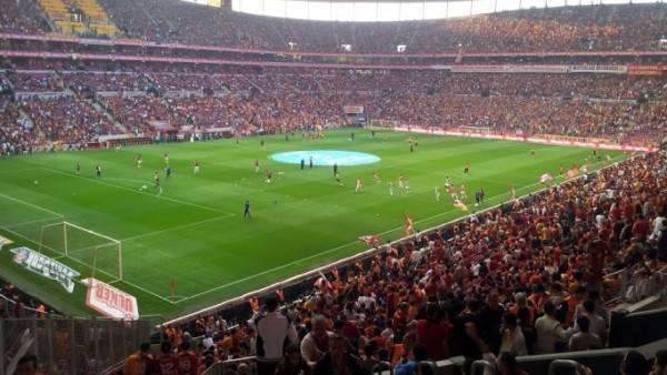 Galatasaray'da hedef 50 bin!