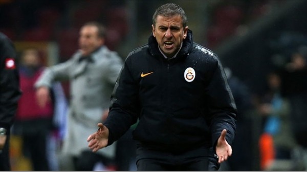 Hamza Hamzaoğlu bunu hep yapıyor!