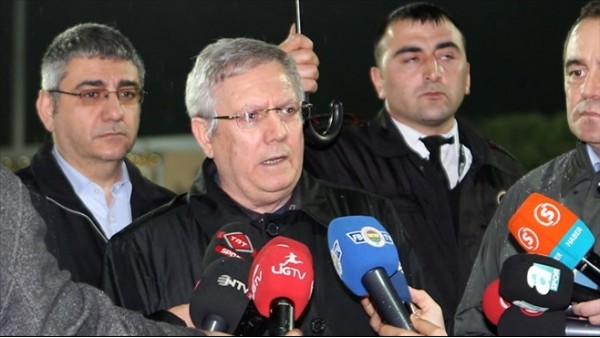 Aziz Yıldırım kontrolü devraldı