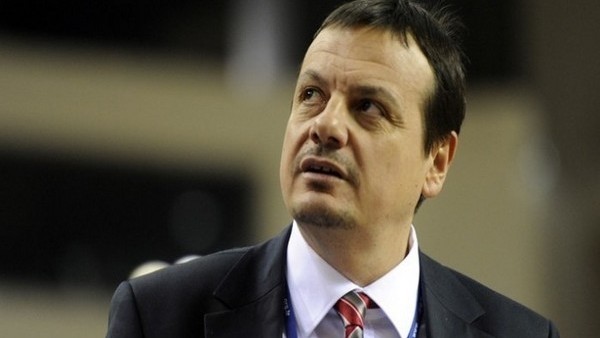 Ergin Ataman'dan kupalı gönderme