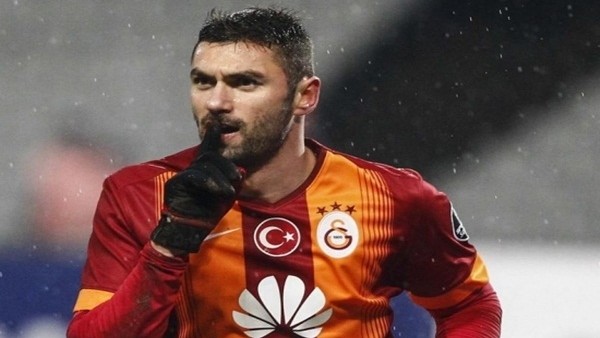 Burak Yılmaz Messi ve Neymar'ı solladı!