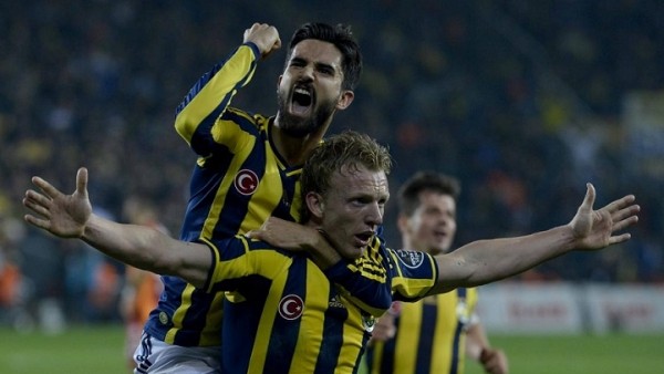Fenerbahçe ezeli rakibiyle hesabı kapattı