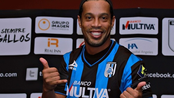 Bursaspor'dan Ronaldinho girişimi!
