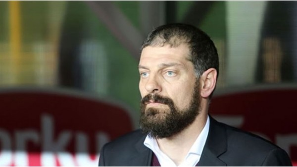 Bilic bir derbiyi daha kazanamadı