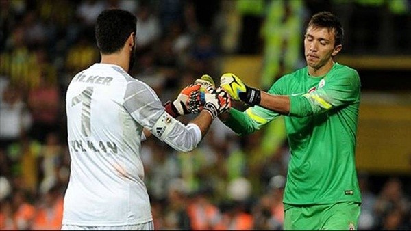 Volkan Demirel ve Muslera'dan ilginç derbi ortalaması!