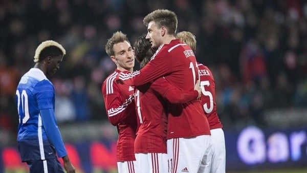 Bendtner, ABD'ye hat-trick yaptı