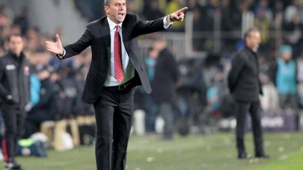 Hamzaoğlu ilk kez Fenerbahçe'ye kaybetti