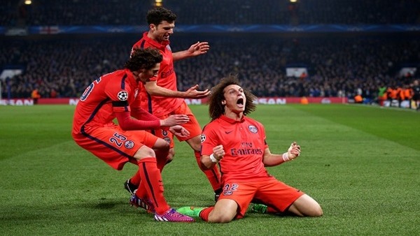 David Luiz Chelsea'yi yıkan adam oldu!