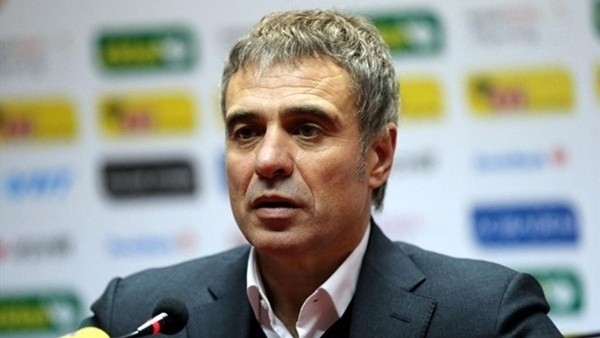 Ersun Yanal: 