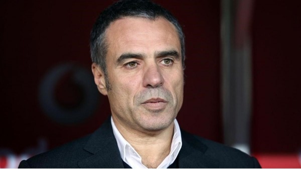 Ersun Yanal, futbolcu arıyor