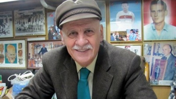 Trabzonspor, Ahmet Suat Özyazıcı'nın sağlık durumu hakkında bilgi verdi