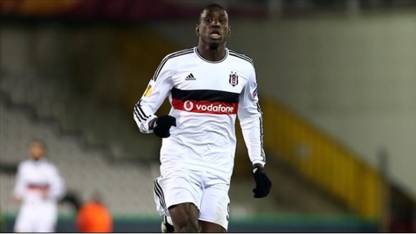 Demba Ba'ya bir darbede milli takımından