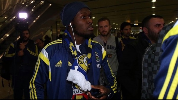 Fenerbahçe'de yabancılara baskı var!