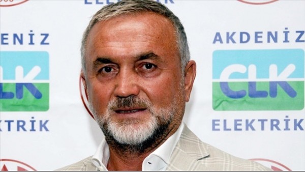 Antalyaspor'da flaş istifa!
