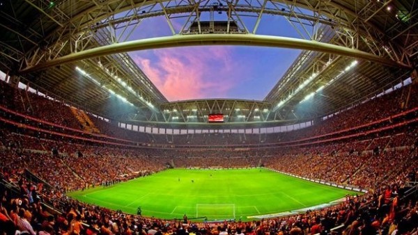 Galatasaray taraftarından rekor denemesi