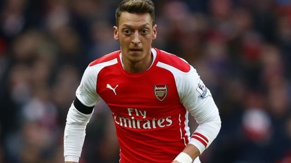 Arsenal'i Mesut Özil uçuruyor