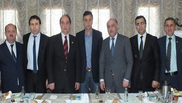  Duymayan kalmasın, Gazozuna maçımız var!