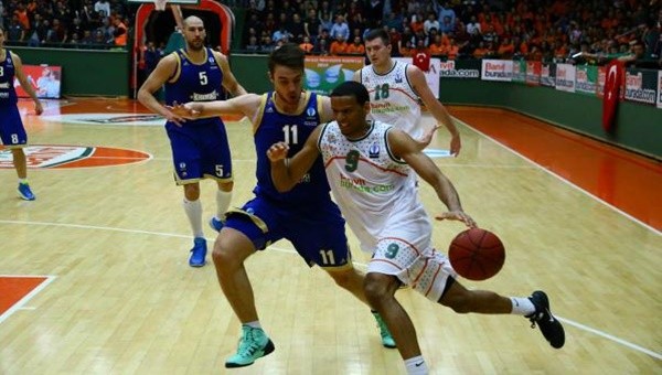 Banvit yarı finalde elendi