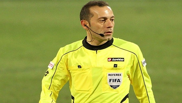 Beşiktaş Cüneyt Çakır ile kızarıyor