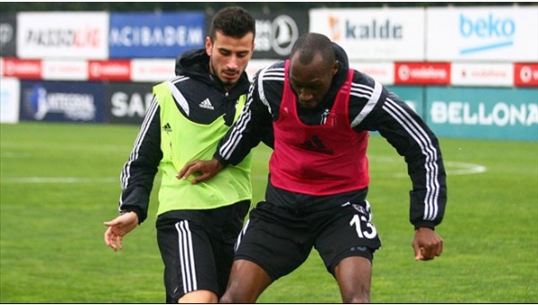 Beşiktaş'ta ilk yolcu Atiba