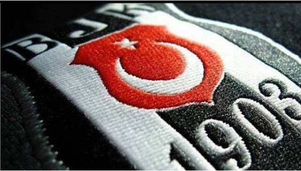 Beşiktaş'ta Ersan Gülüm sakatlanıp oyundan çıktı