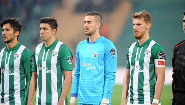 Bursaspor'un 11'indeki 7 futbolcu 25 yaşından küçük
