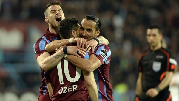 Cimbom liderliği Trabzon'da bıraktı
