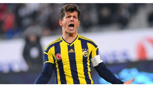 Emre Belözoğlu ile tribün gerginliği