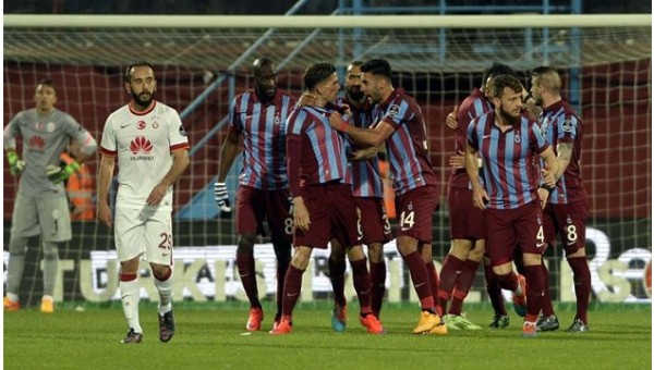 Ersun Yanal gelecek sezon adına umutlu