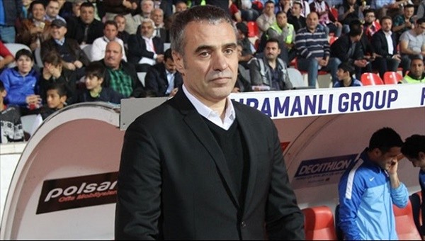 Ersun Yanal: 